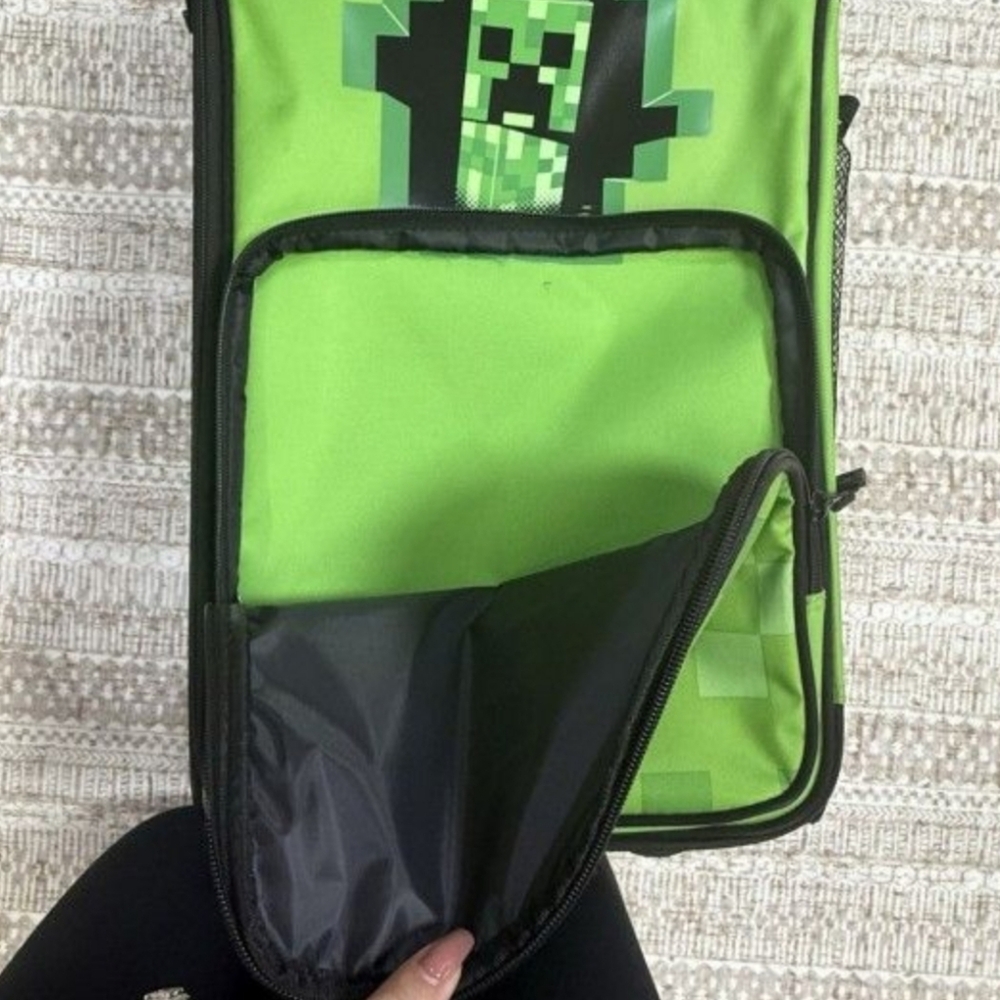 CARRY-ON LUGGAGE | MINECRAFT - Picture 2 of 5